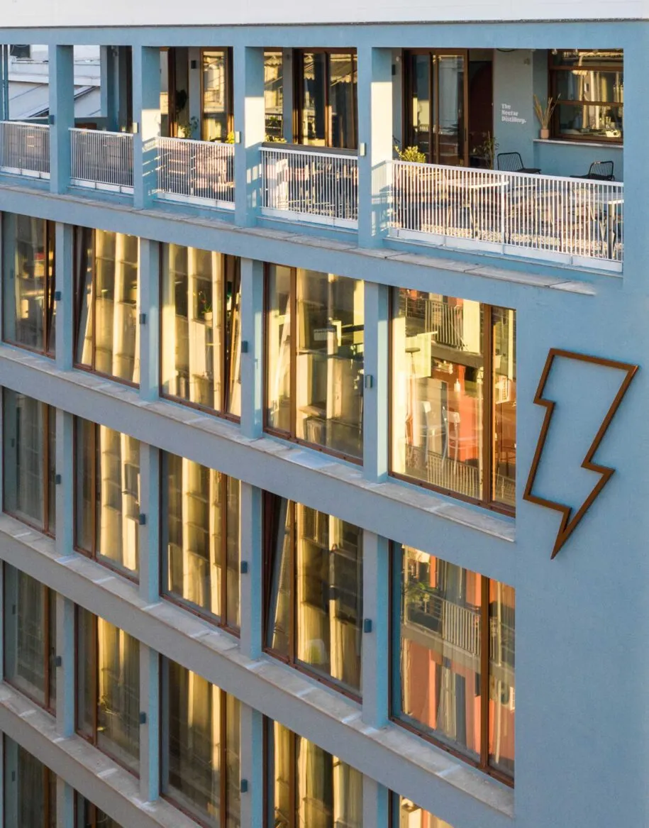 Stoa Capsule Hostel